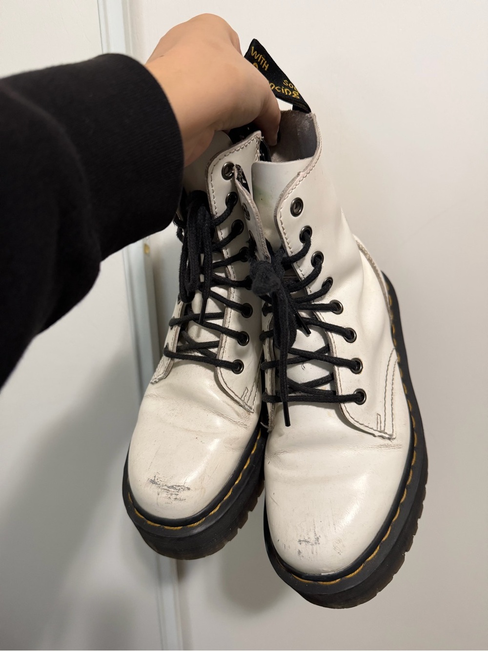 White Leather Combat Boots with Black Laces platfo - Picture 2 of 12